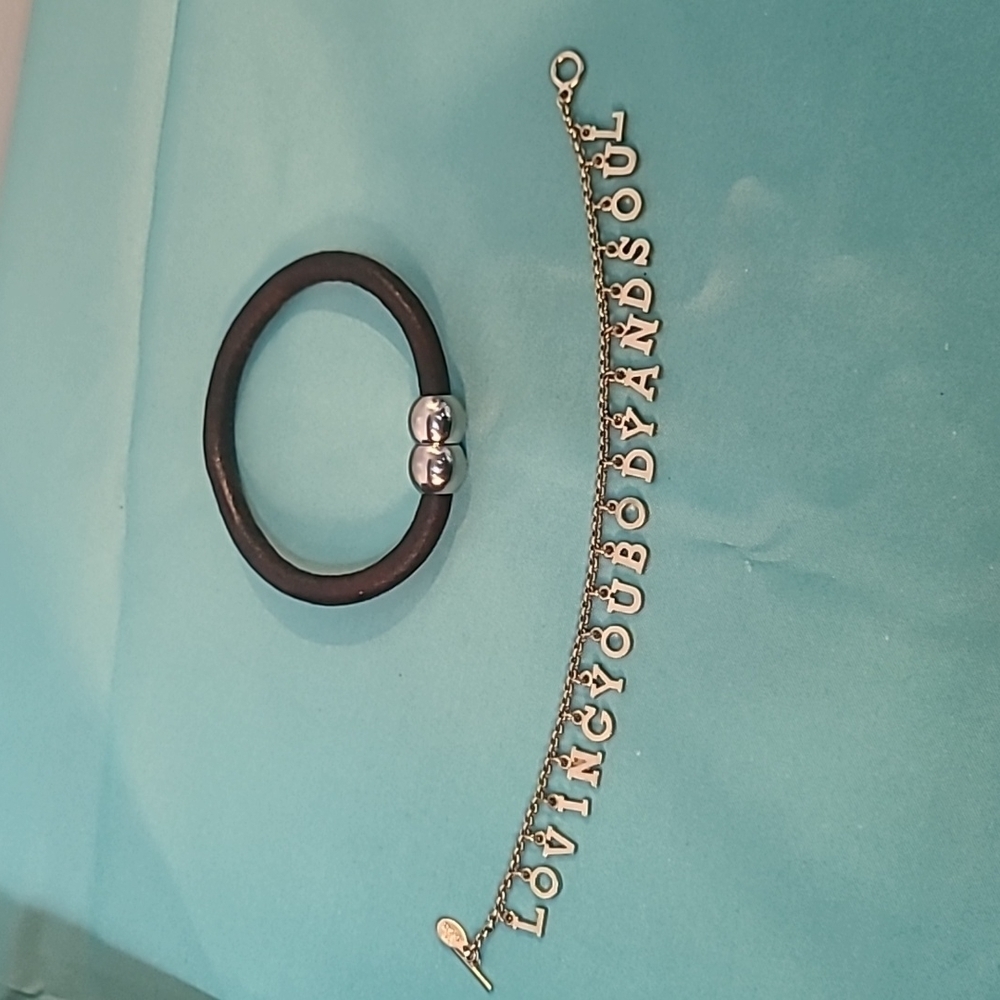 2 bracelets